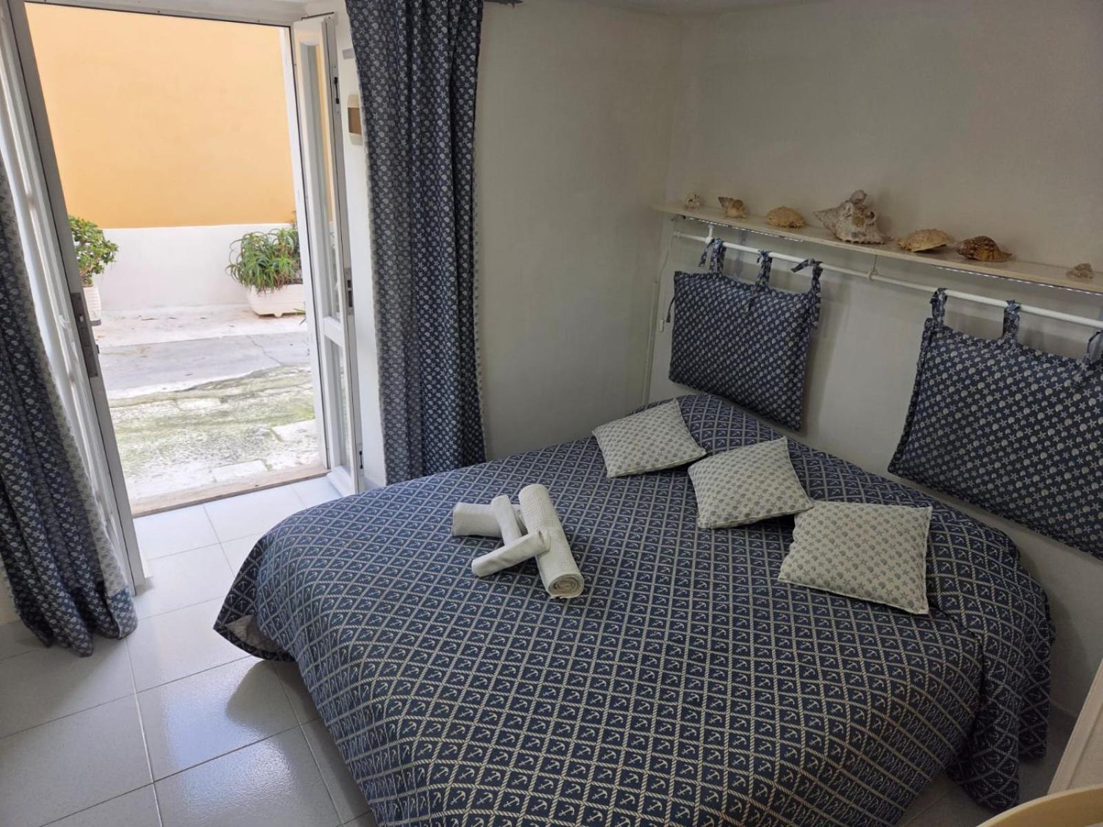 Agenzia Aprea Appartamenti Ponza Esterno foto